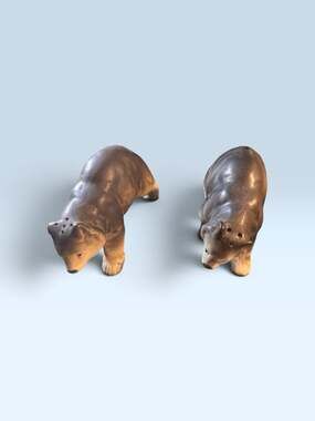 Vintage Bear Porcelain Salt & Pepper Shakers Figurines Japan